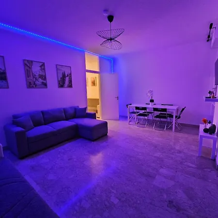 In Como, Switzerland アパート